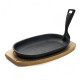 PLATOU SERVIRE OVAL, 24X14 CM , FONTA PURA , CU MANER DETASABIL SI BAZA DIN LEMN,COOKING  BY HEINNER