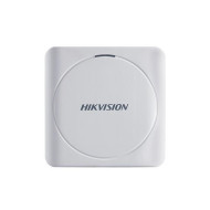 Cititor card Hikvision DS-K1801M, citeste carduri RFID Mifare, distanta citire: 50mm, comunicare: Wiegand 26/34 protocol, indicator LED de stare si alimentare; alimentare: 12VDC, IP65, dimensiuni: 87 × 87 × 13.3mm