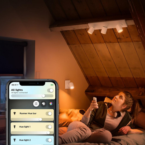 Spot LED Triplu Philips Hue Runner, Bluetooth, 3xGU10, 3x5W, 1050 lm, lumina alba (2200-6500K), IP20, 48cm, Metal, Alb, Intrerupator cu variator inclus